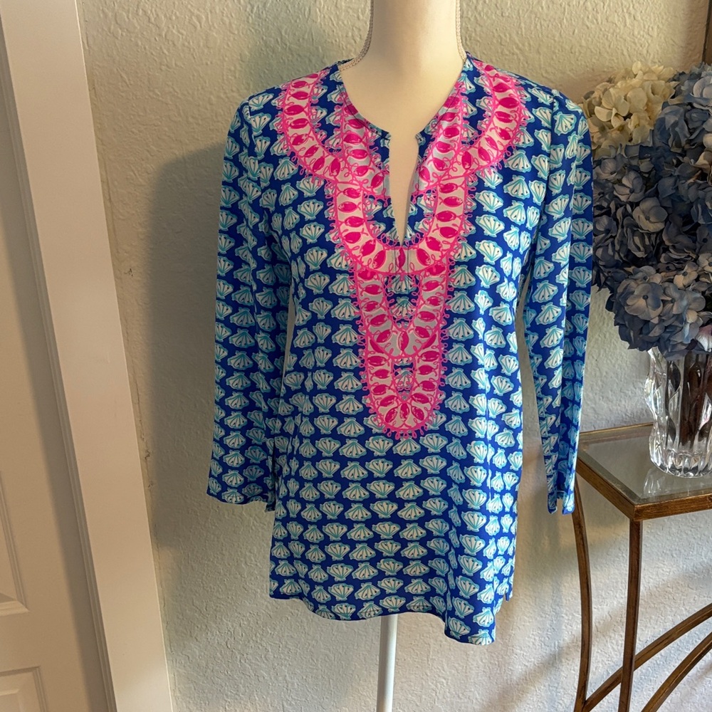 Lilly Pulitzer long sleeve beach print tunic top